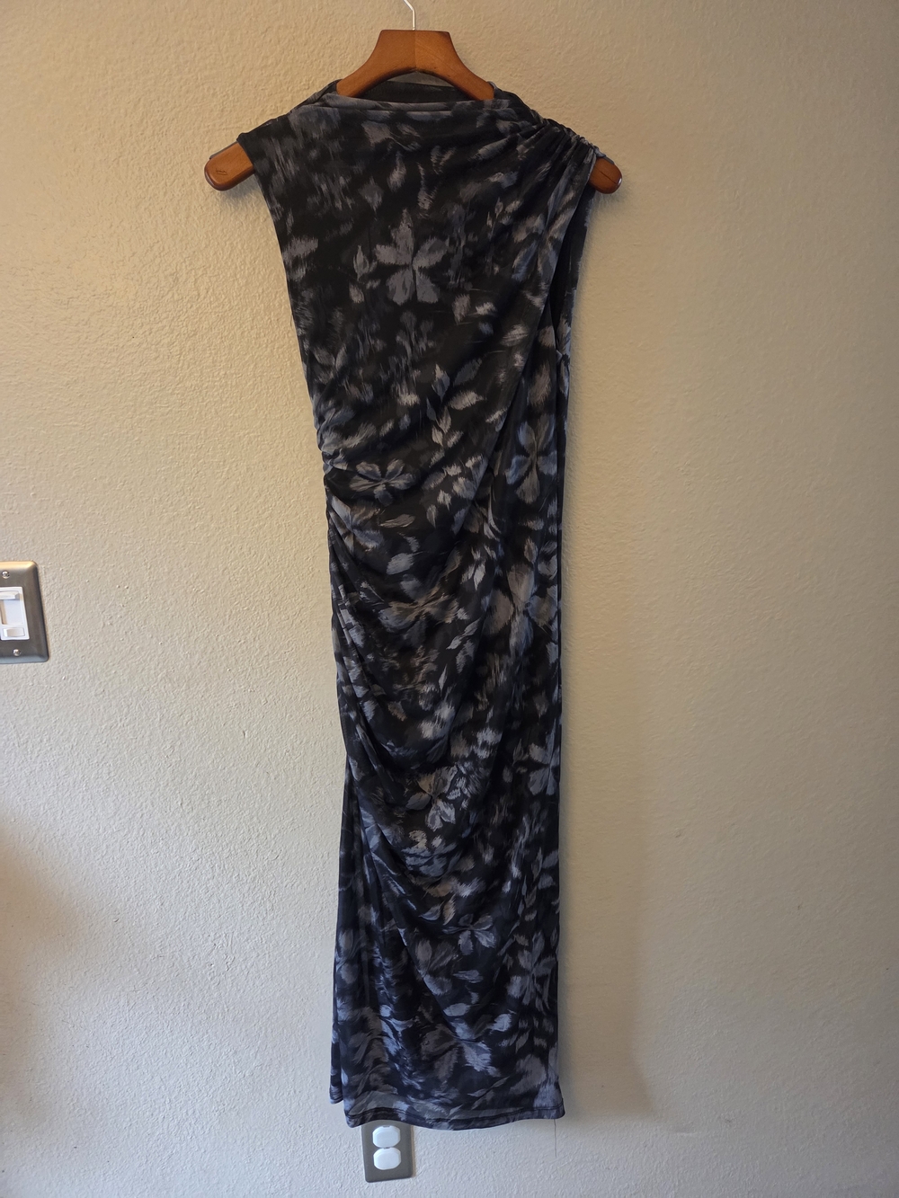 Steve Madden Black and Gray Draped Midi Dress Floral High Neck Mesh Rouched